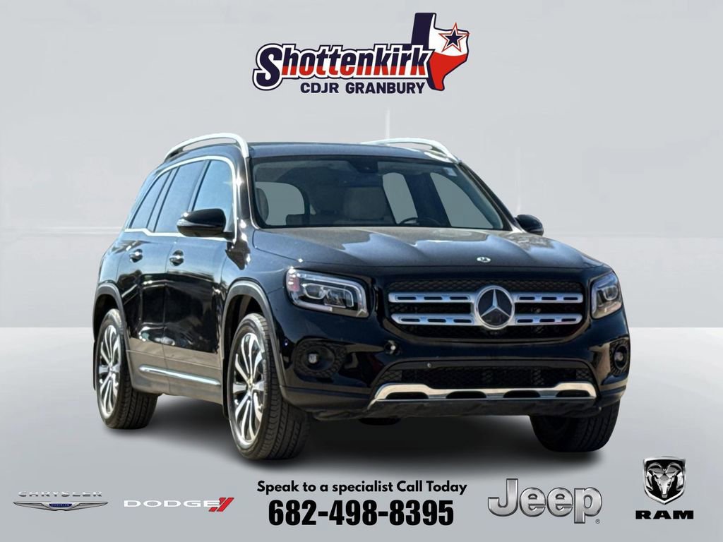 Used 2022 Mercedes-Benz GLB 250 image 1