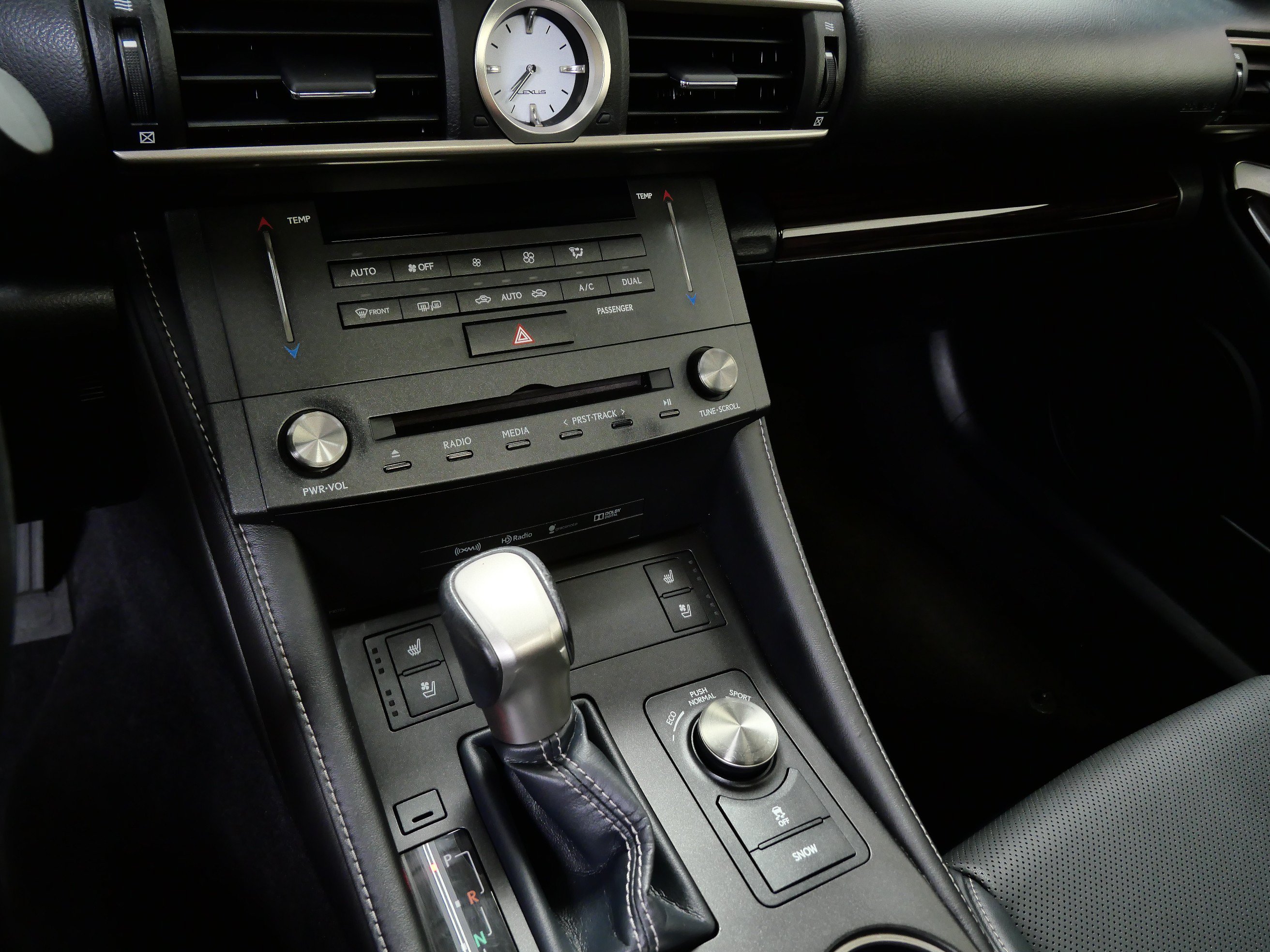 Used 2015 Lexus RC 350 AWD w/ Navigation System Package image 18