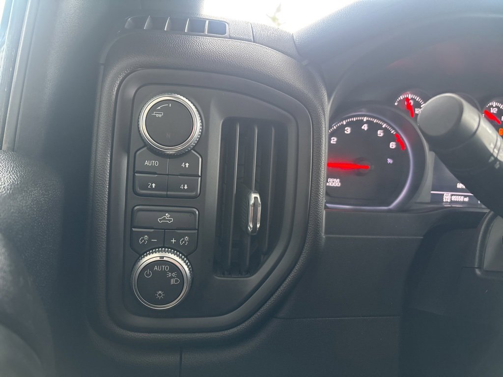 Used 2020 GMC Sierra 3500 4x4 Crew Cab w/ Fleet Convenience Package image 14