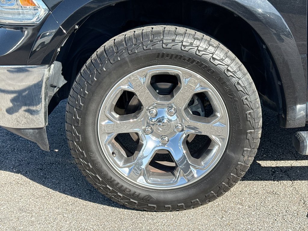 Used 2017 RAM 1500 Laramie w/ Convenience Group AWD/4WD image 10