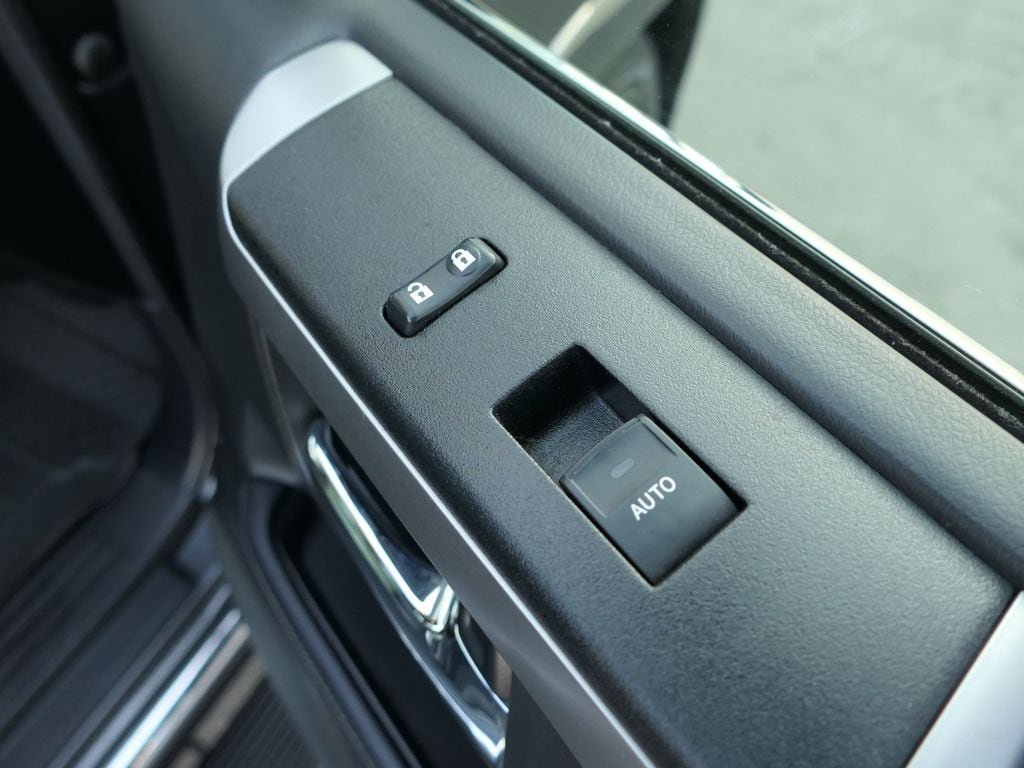 Used 2022 Toyota 4Runner Limited RWD image 27