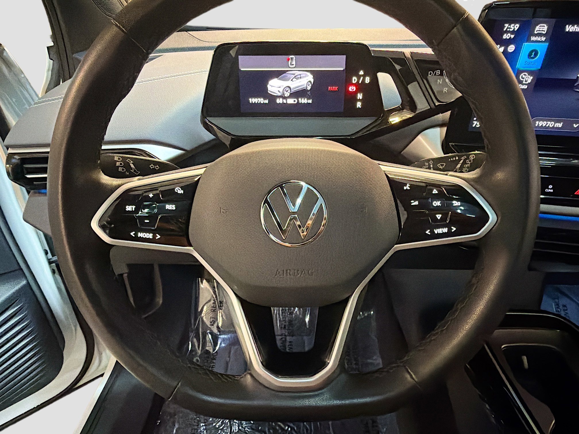 Used 2023 Volkswagen ID.4 Pro S Plus image 18