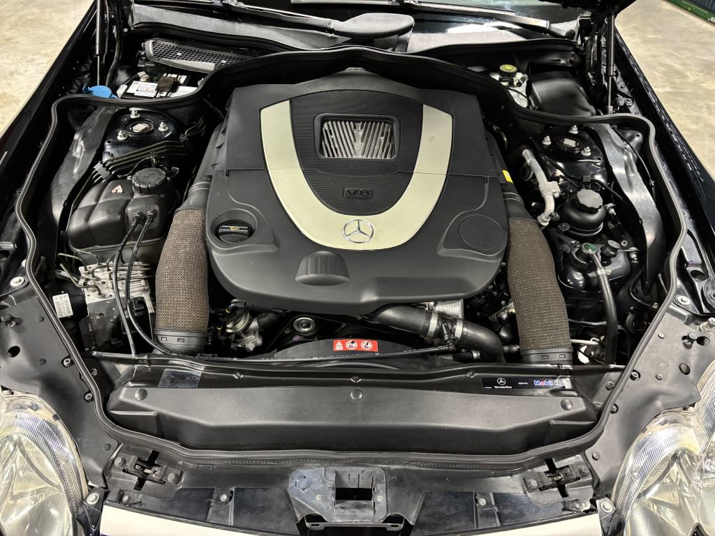 Used 2008 Mercedes-Benz SL 550 image 44