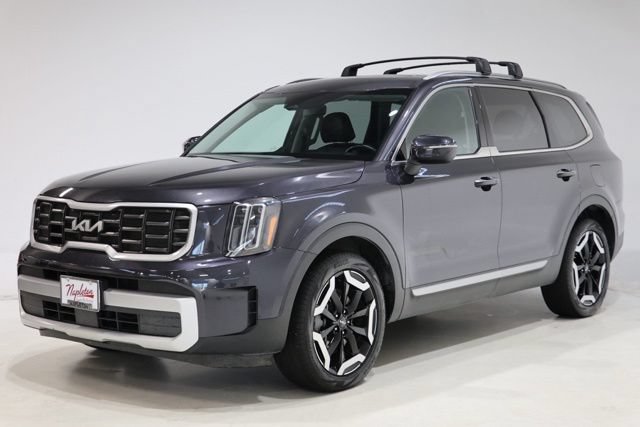 Used 2025 Kia Telluride S AWD/4WD image 3