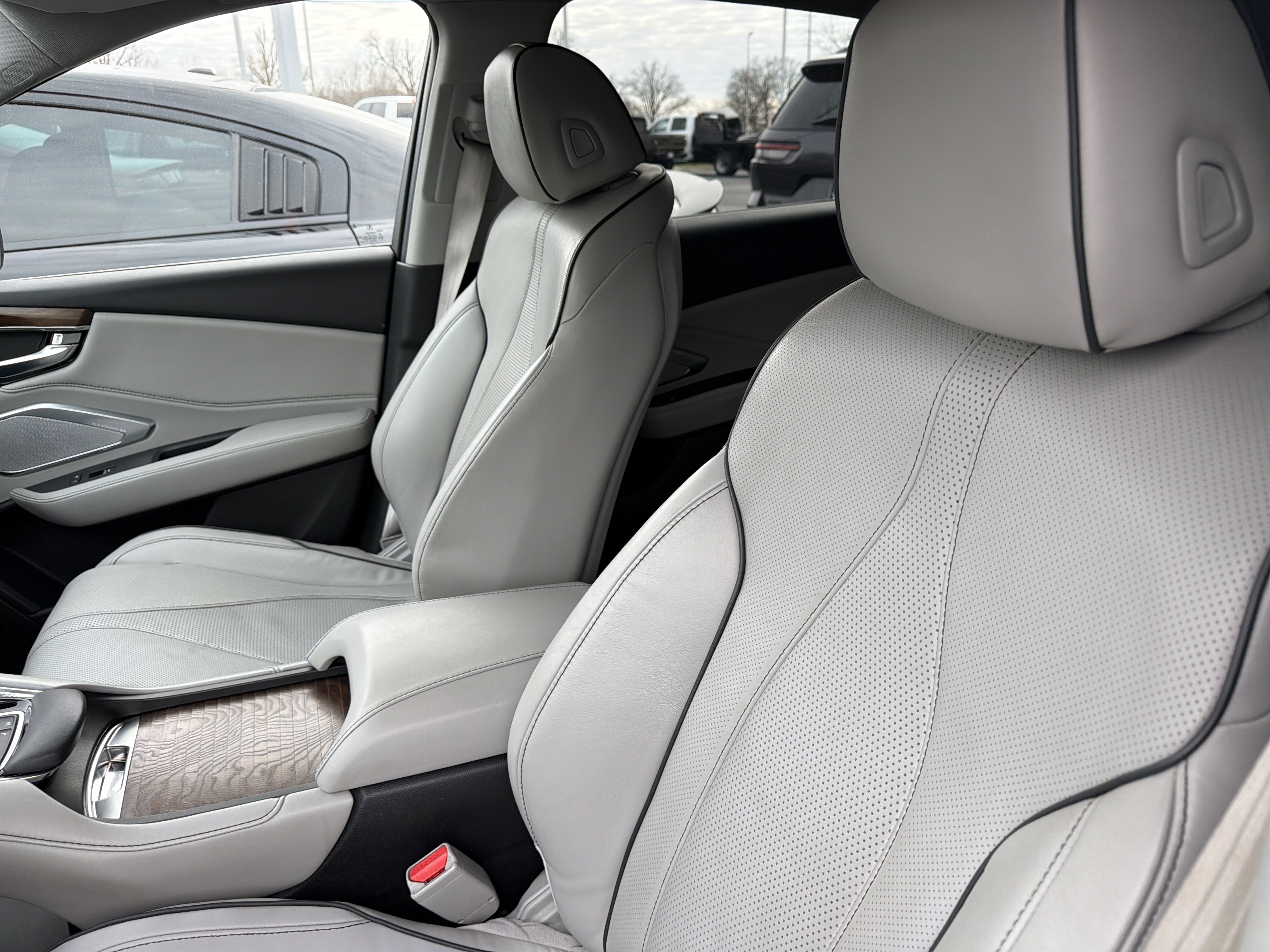 Used 2019 Acura RDX AWD w/ Advance Package image 21