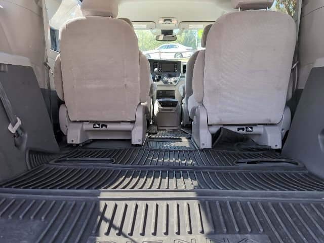 Used 2020 Toyota Sienna LE w/ LE Preferred Package AWD/4WD image 27
