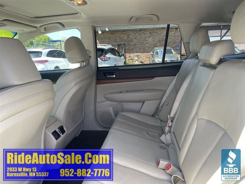 Used 2014 Subaru Outback 2.5i Limited w/ Moonroof Package AWD/4WD image 12