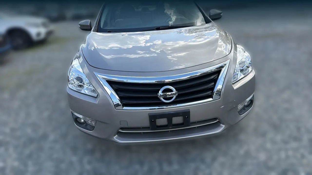 Used 2013 Nissan Altima 2.5 SV w/ 2.5SV Convenience Pkg FWD image 18
