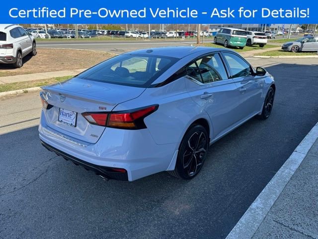 Used 2023 Nissan Altima 2.5 SR w/ SR Premium Package image 6