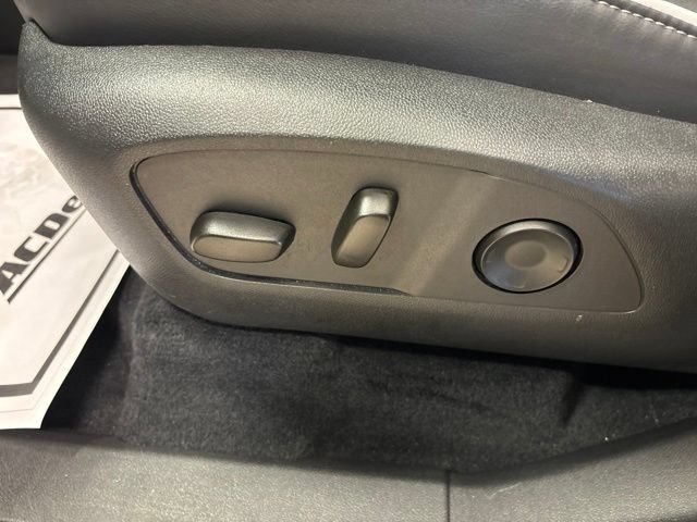 Used 2026 Buick Enclave Sport Touring AWD/4WD image 37