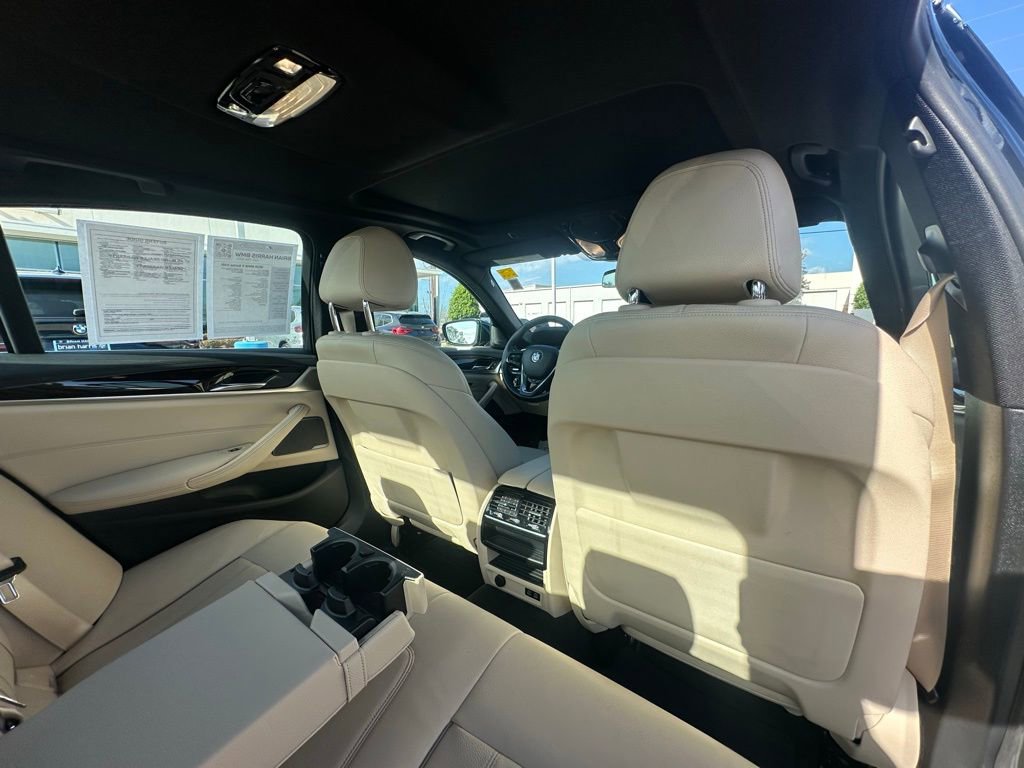 Used 2020 BMW 540i w/ Premium Package RWD image 25