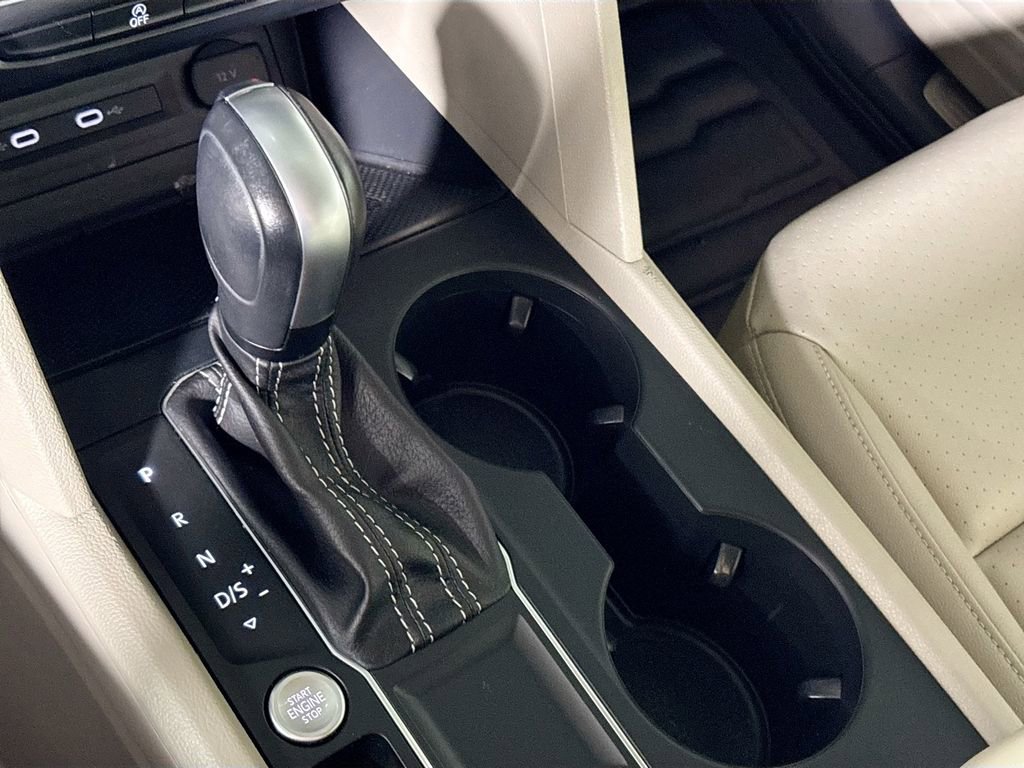 Used 2021 Volkswagen Atlas SE FWD image 16