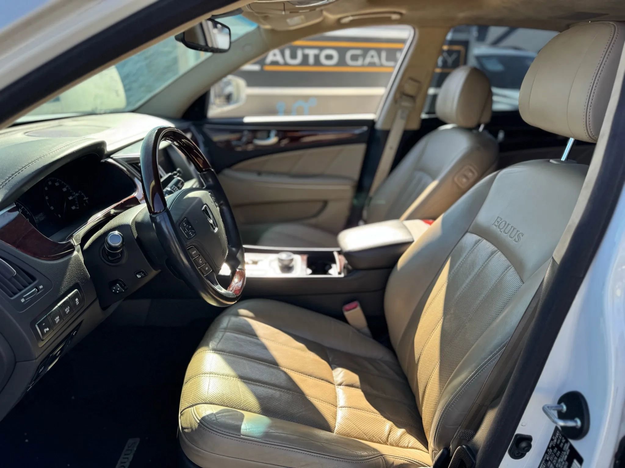 Used 2011 Hyundai Equus Ultimate image 15