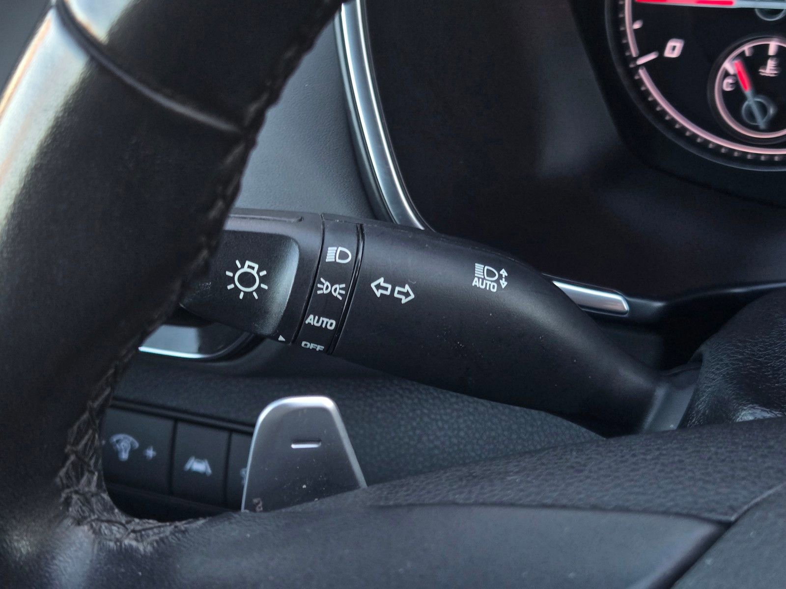 Used 2023 Hyundai Santa Fe SEL image 23