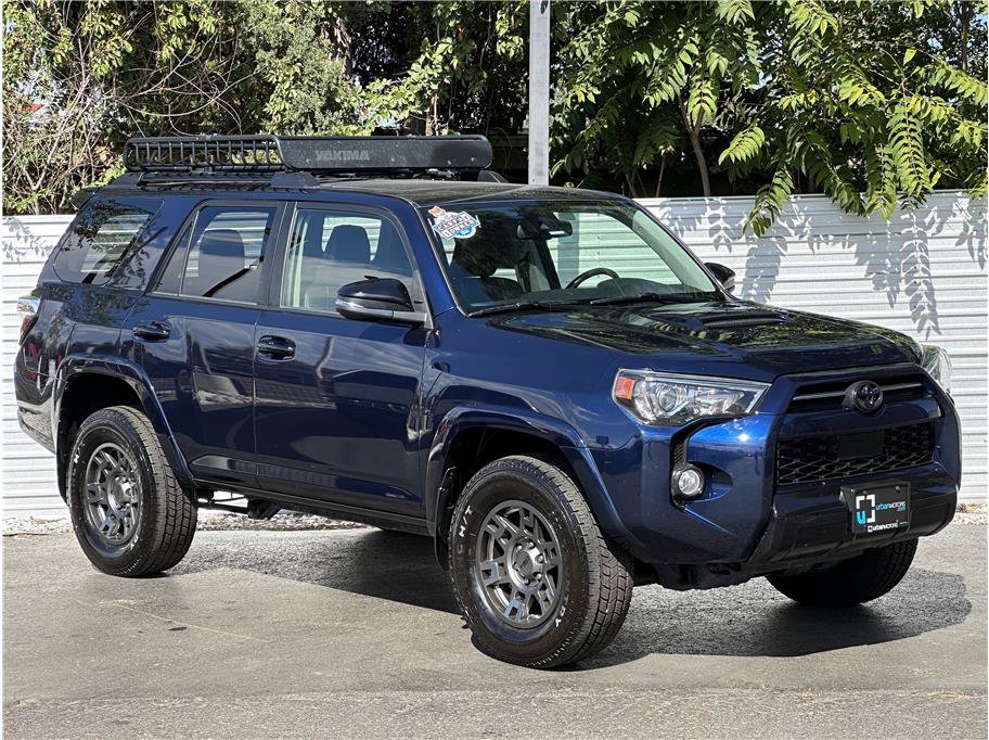 Used 2020 Toyota 4Runner Venture w/ Moonroof Package