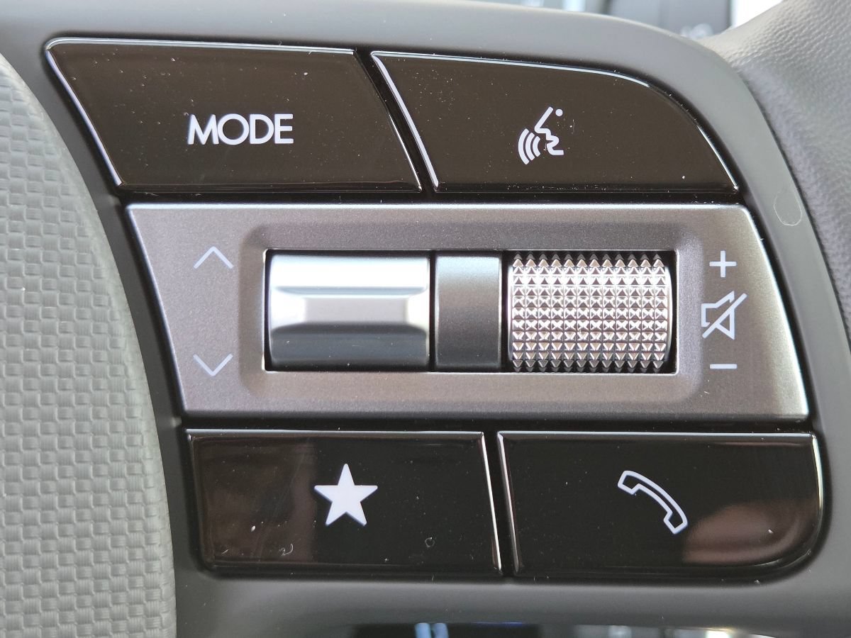 New 2027 Hyundai Ioniq 5 SEL AWD/4WD image 36