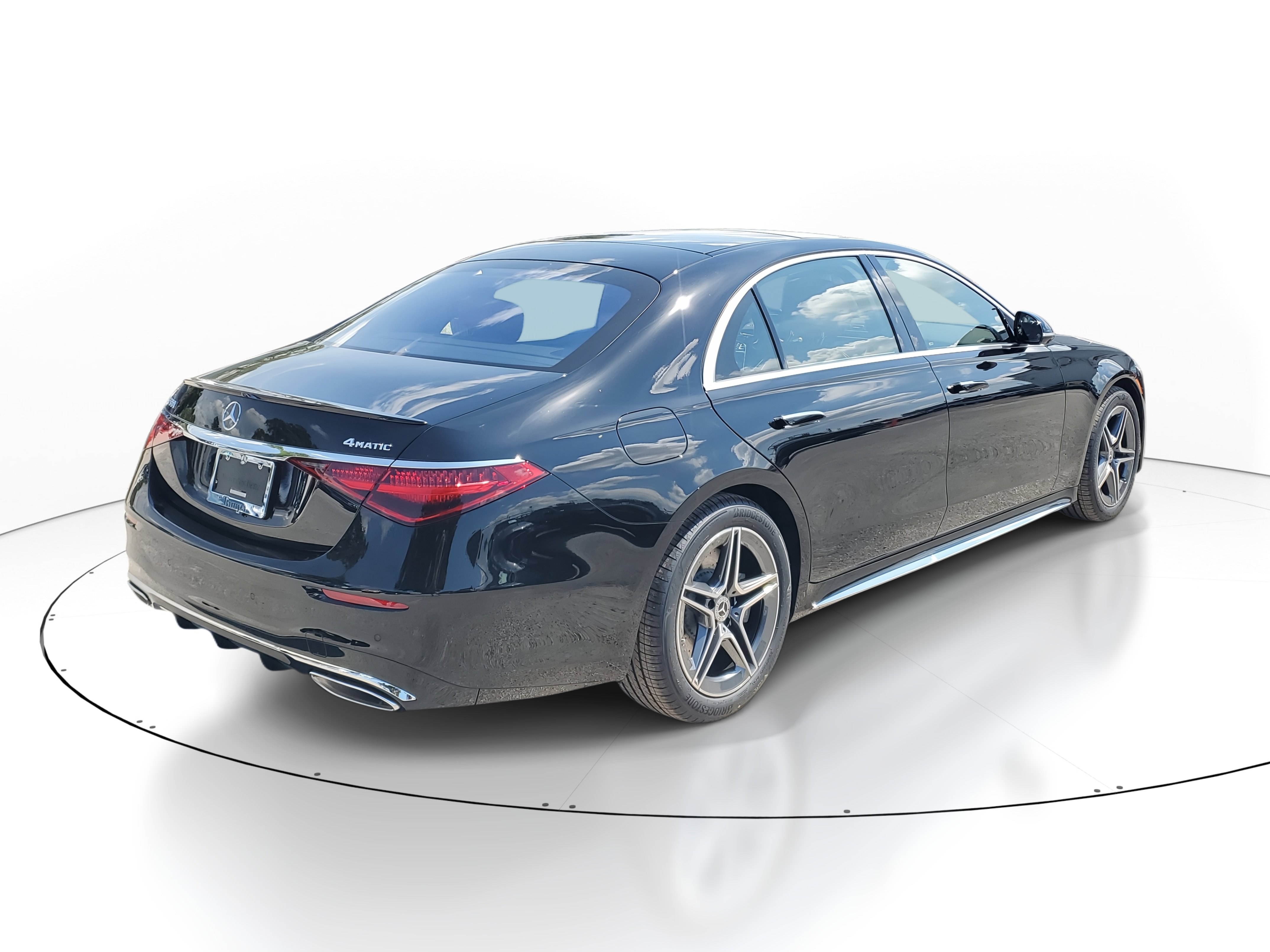 New 2026 Mercedes-Benz S 580 4MATIC Sedan image 4