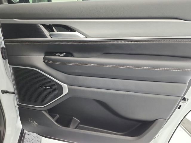 New 2026 Jeep Grand Wagoneer image 43