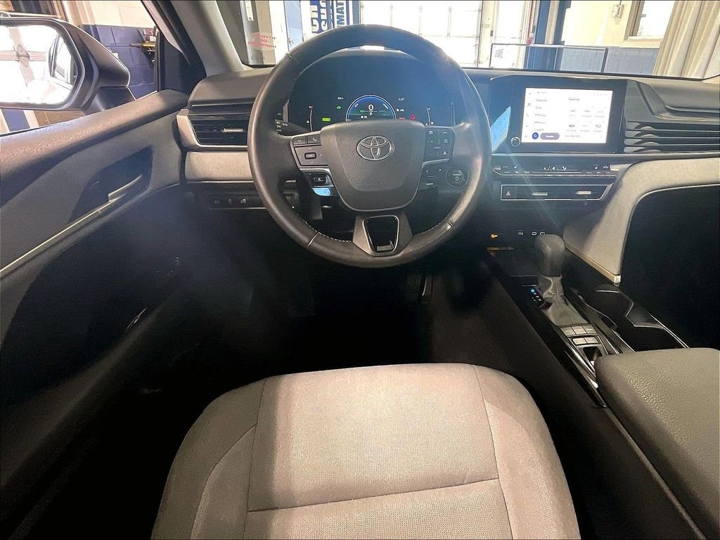 Certified 2025 Toyota Camry LE w/ Convenience Package FWD image 17