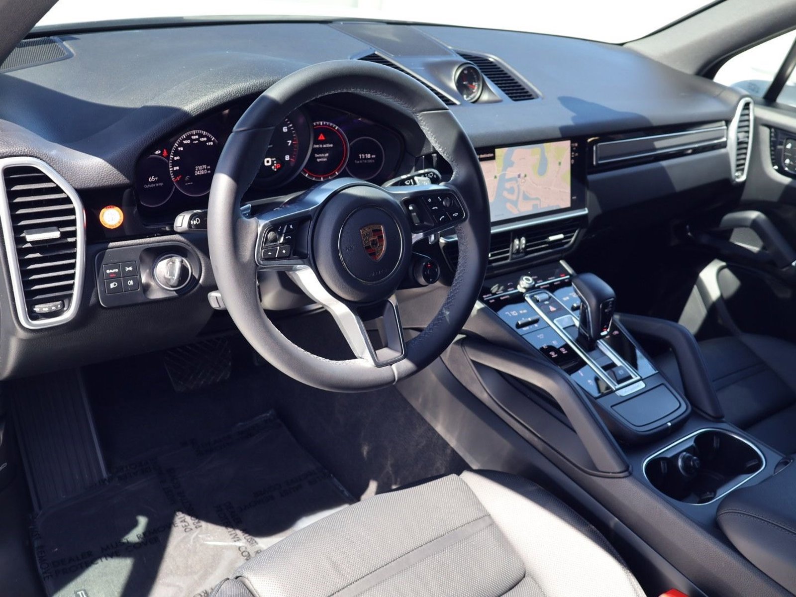 Certified 2023 Porsche Cayenne image 4