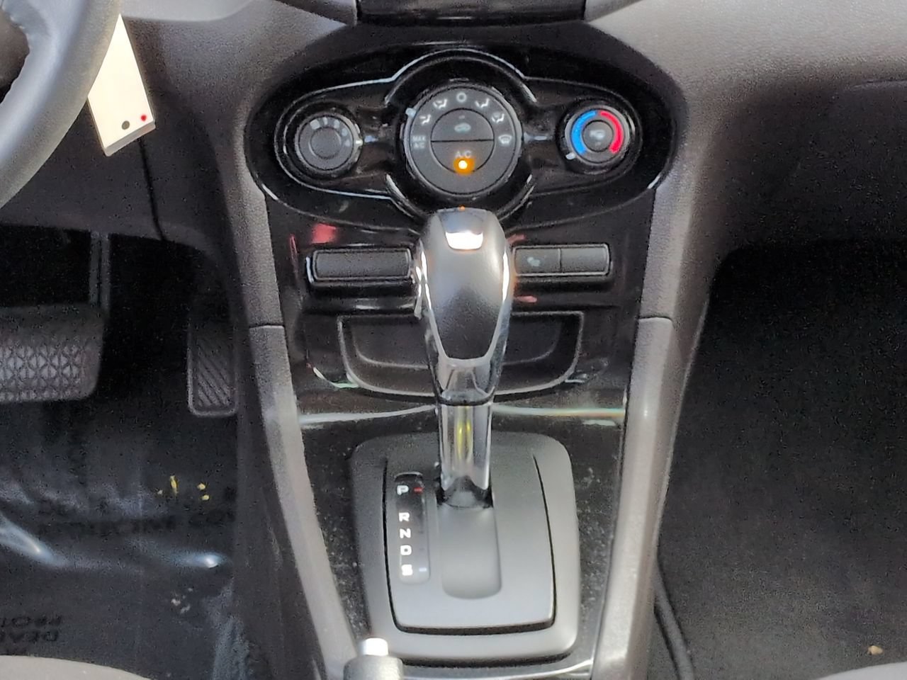 Used 2014 Ford Fiesta SE w/ Equipment Group 201A FWD image 17