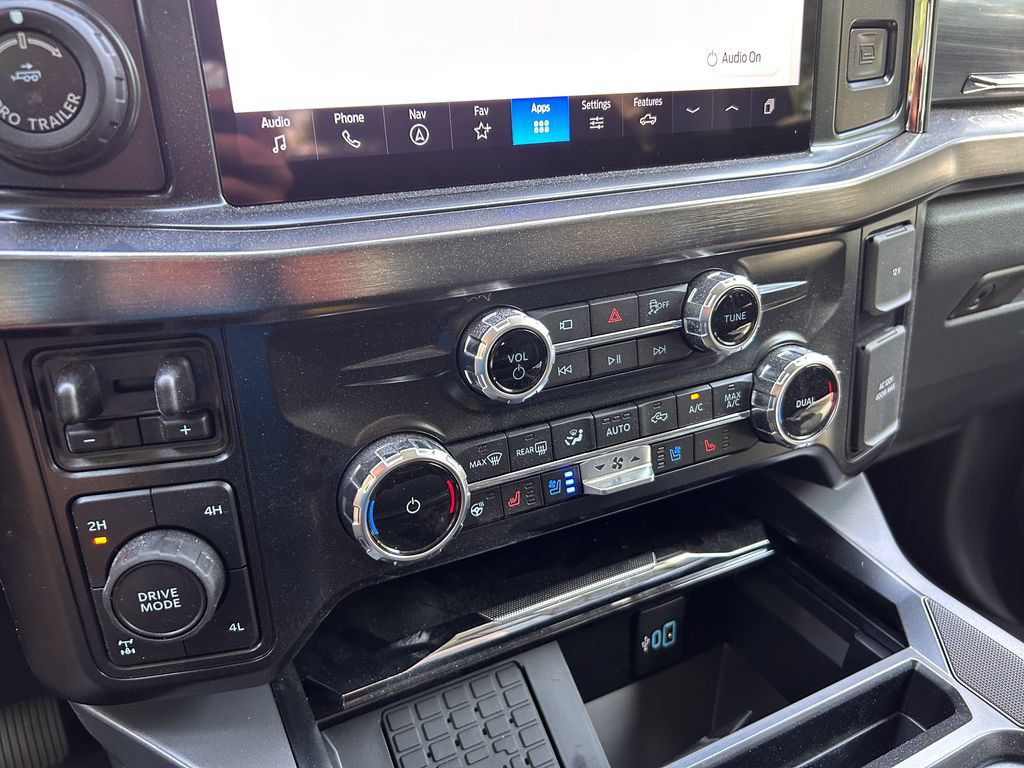 New 2026 Ford F250 Lariat w/ Black Appearance Package AWD/4WD image 35