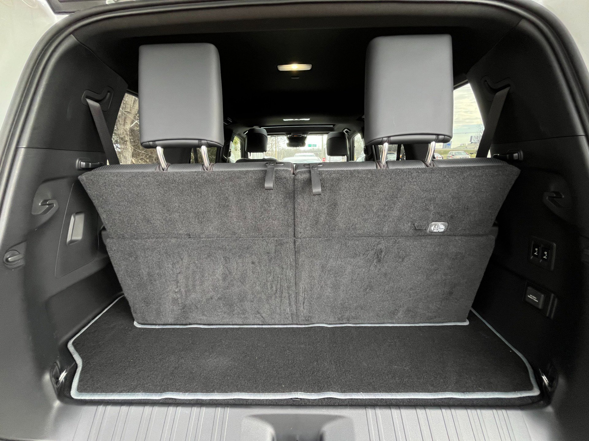 Used 2024 Lexus GX 550 w/ Accessory Package (Z1) image 45