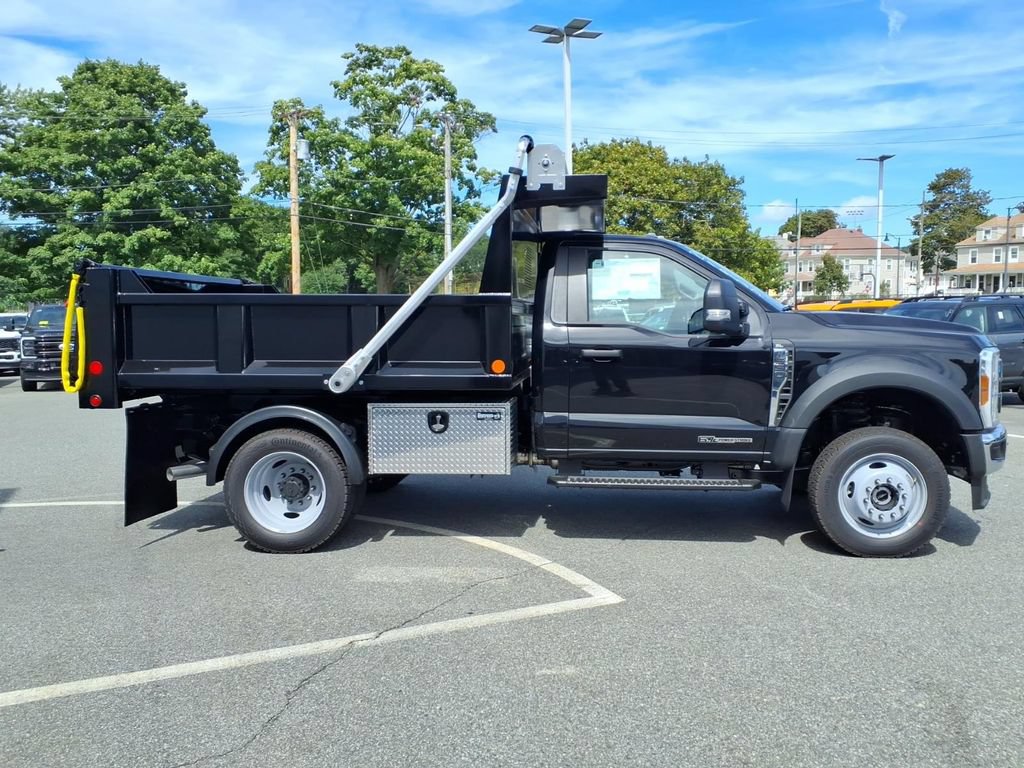 New 2026 Ford F550 4x4 Regular Cab Super Duty image 4