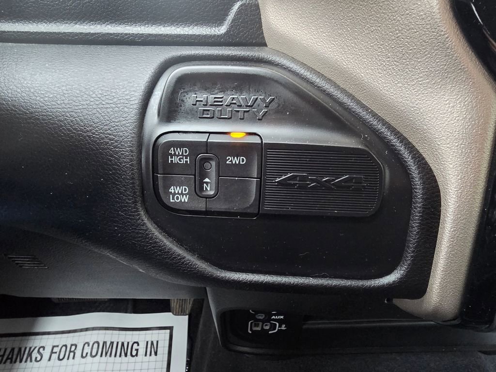 Used 2024 RAM 2500 Laramie AWD/4WD image 5