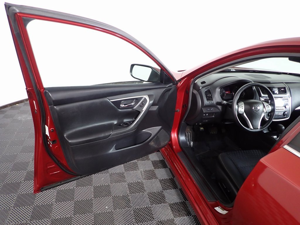 Used 2016 Nissan Altima 2.5 S w/ Power Driver Seat Package image 15