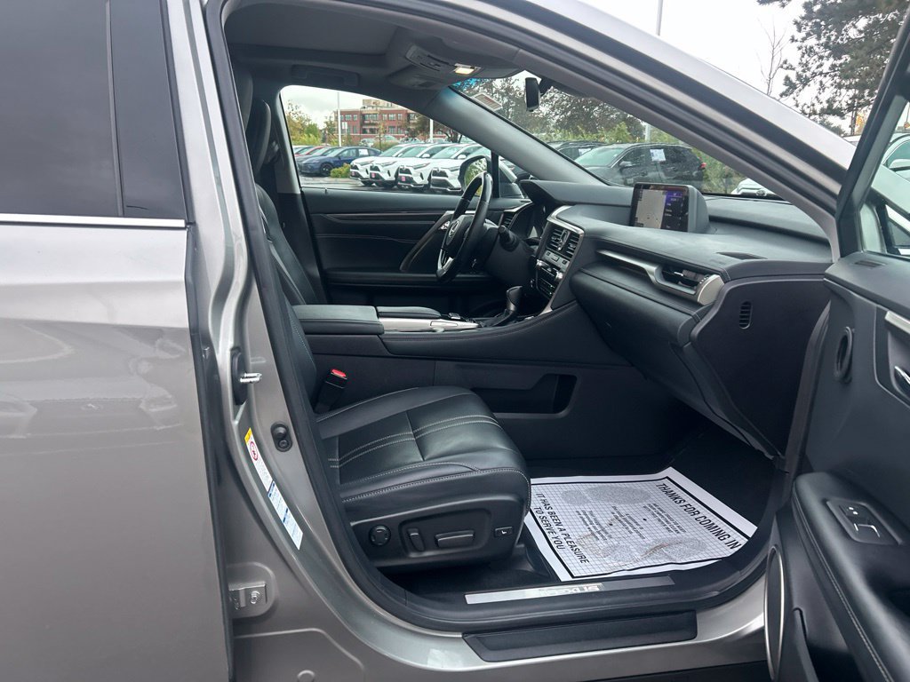 Used 2018 Lexus RX 450h AWD w/ Luxury Package image 12