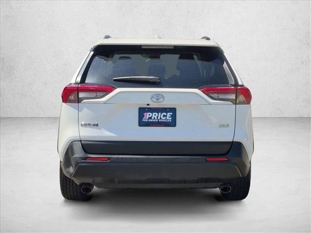 Used 2019 Toyota RAV4 XLE w/ Convenience Package FWD image 7