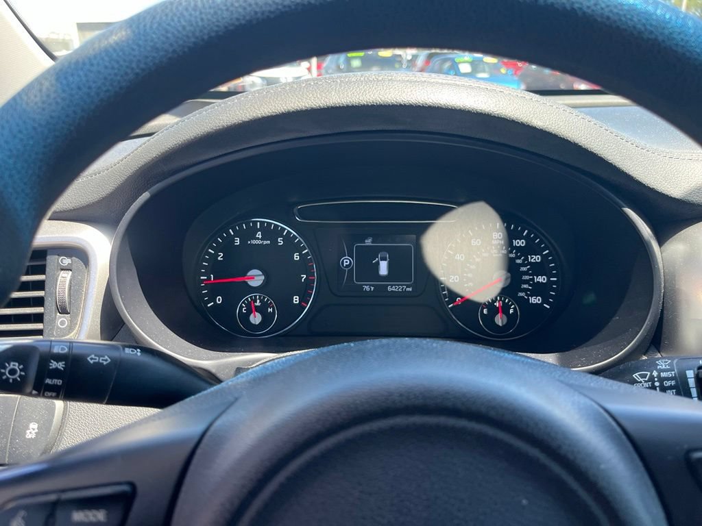 Used 2016 Kia Sorento FWD image 8