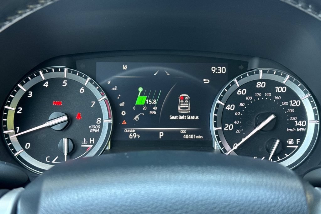 Used 2022 Toyota Highlander Platinum AWD/4WD image 25