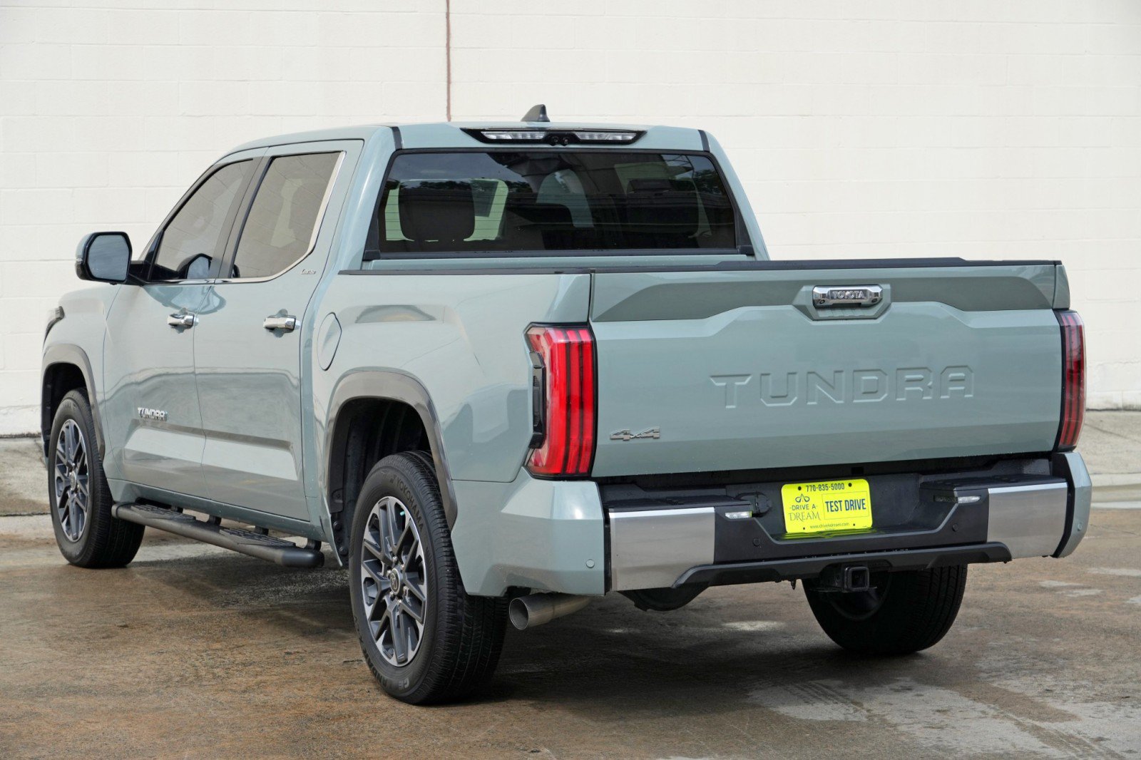 Used 2024 Toyota Tundra Limited AWD/4WD image 53