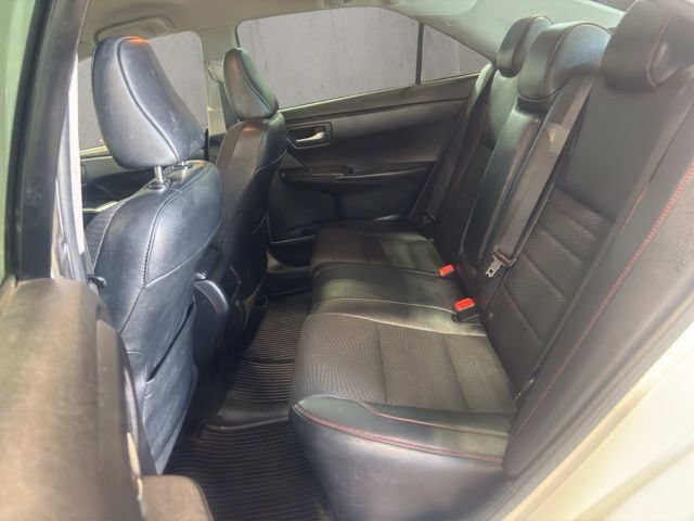 Used 2017 Toyota Camry SE FWD image 7