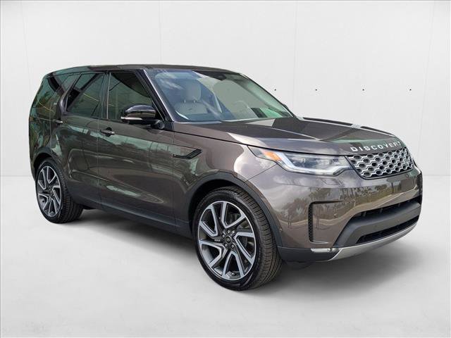 New 2025 Land Rover Discovery S image 6