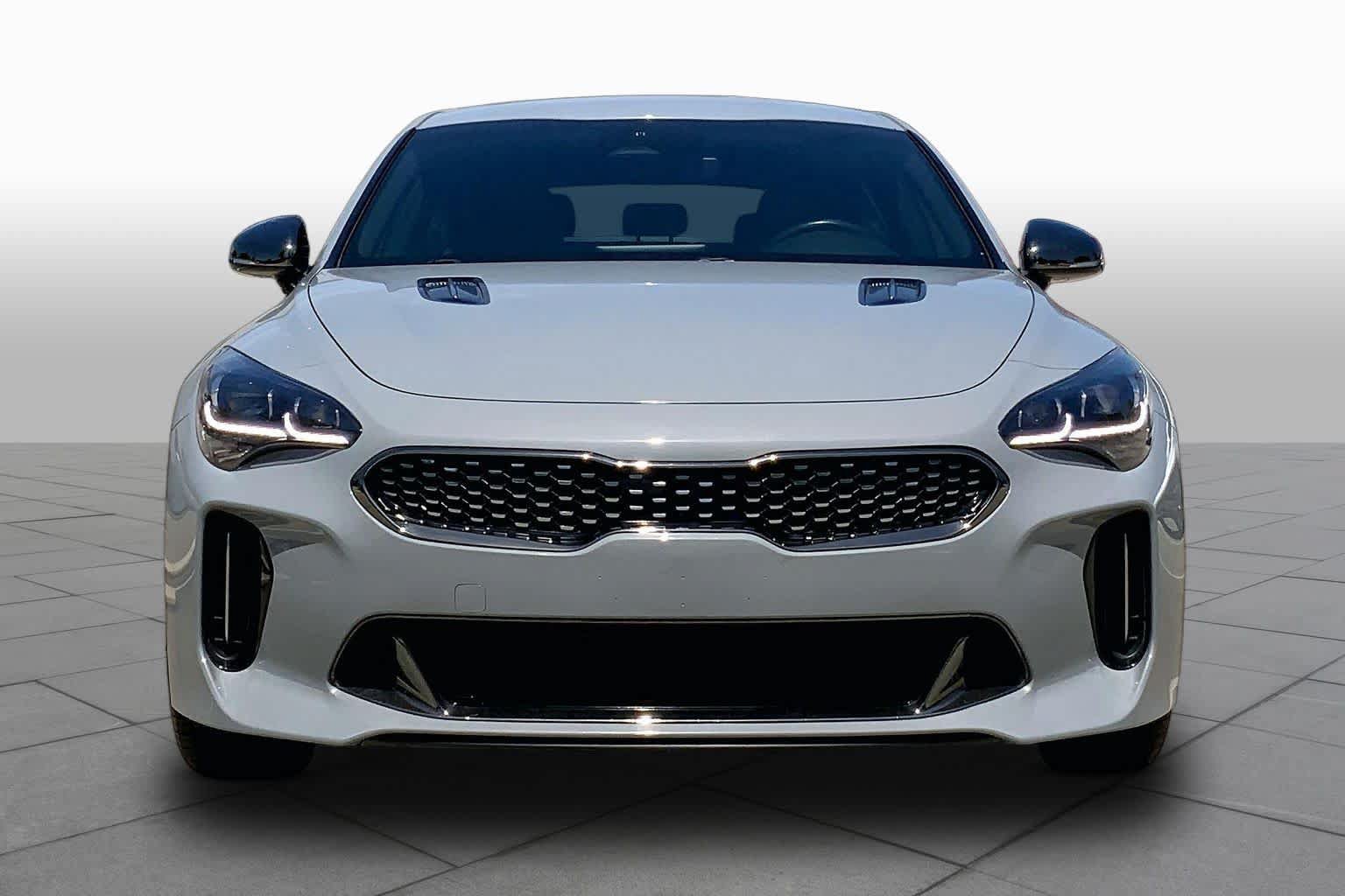 Used 2022 Kia Stinger GT-Line RWD image 4