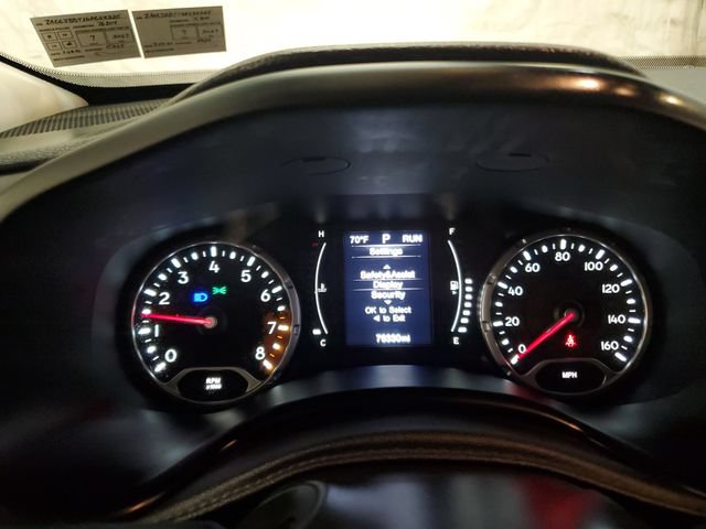 Used 2016 Jeep Renegade Latitude AWD/4WD image 17