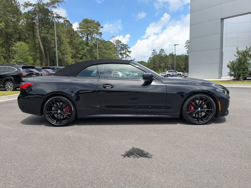 Used 2024 BMW 430i Convertible w/ M Sport Package RWD image 3
