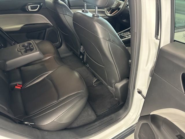 Used 2025 Jeep Compass Limited image 26