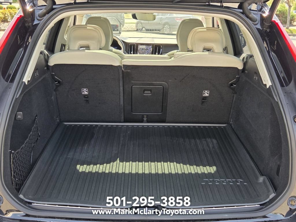 Used 2023 Volvo XC60 B5 Ultimate w/ Climate Package AWD/4WD image 14