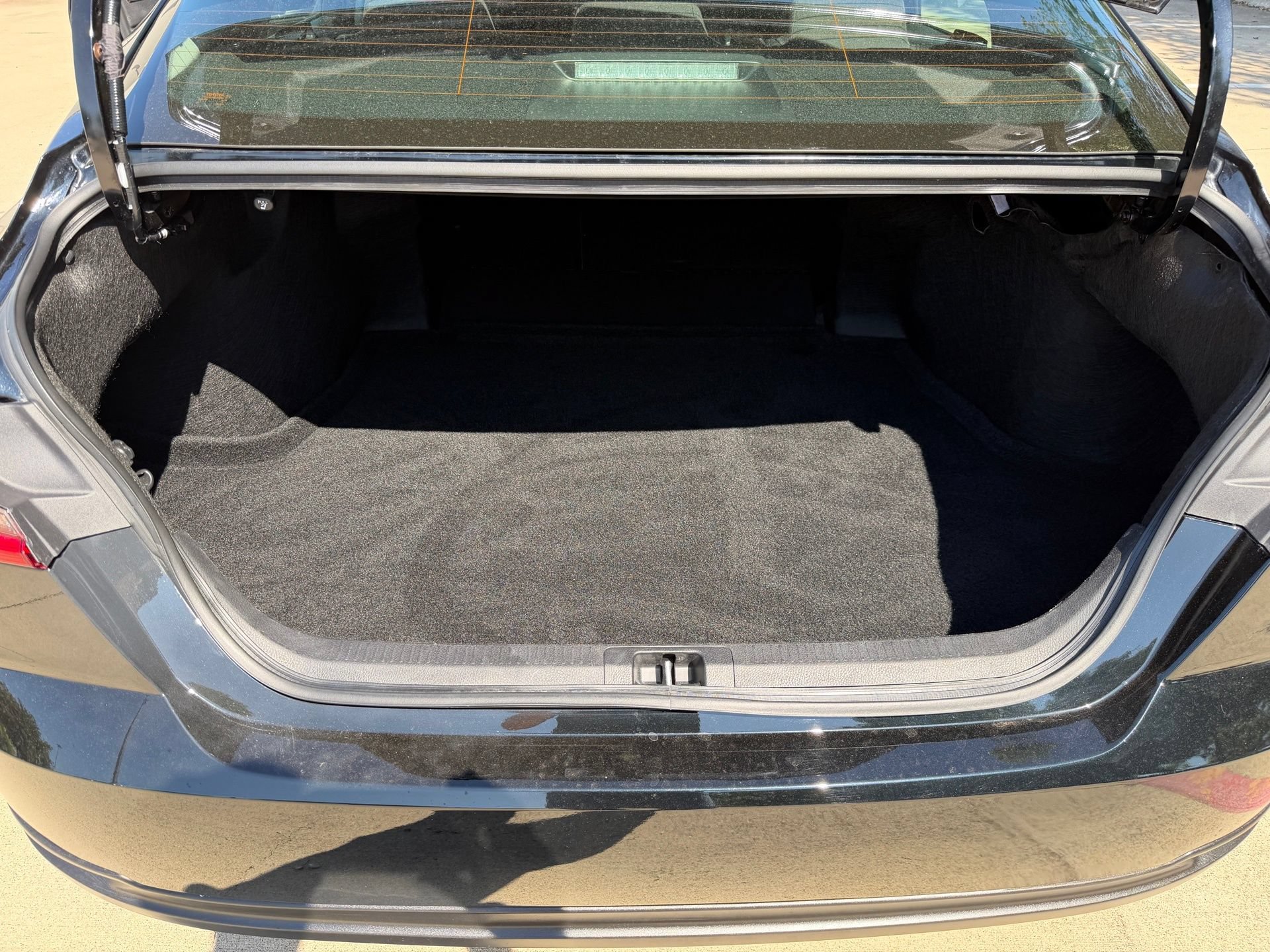 Used 2026 Toyota Camry LE FWD image 28
