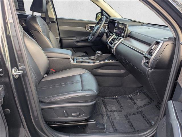 Used 2023 Kia Sorento X-Line EX image 19
