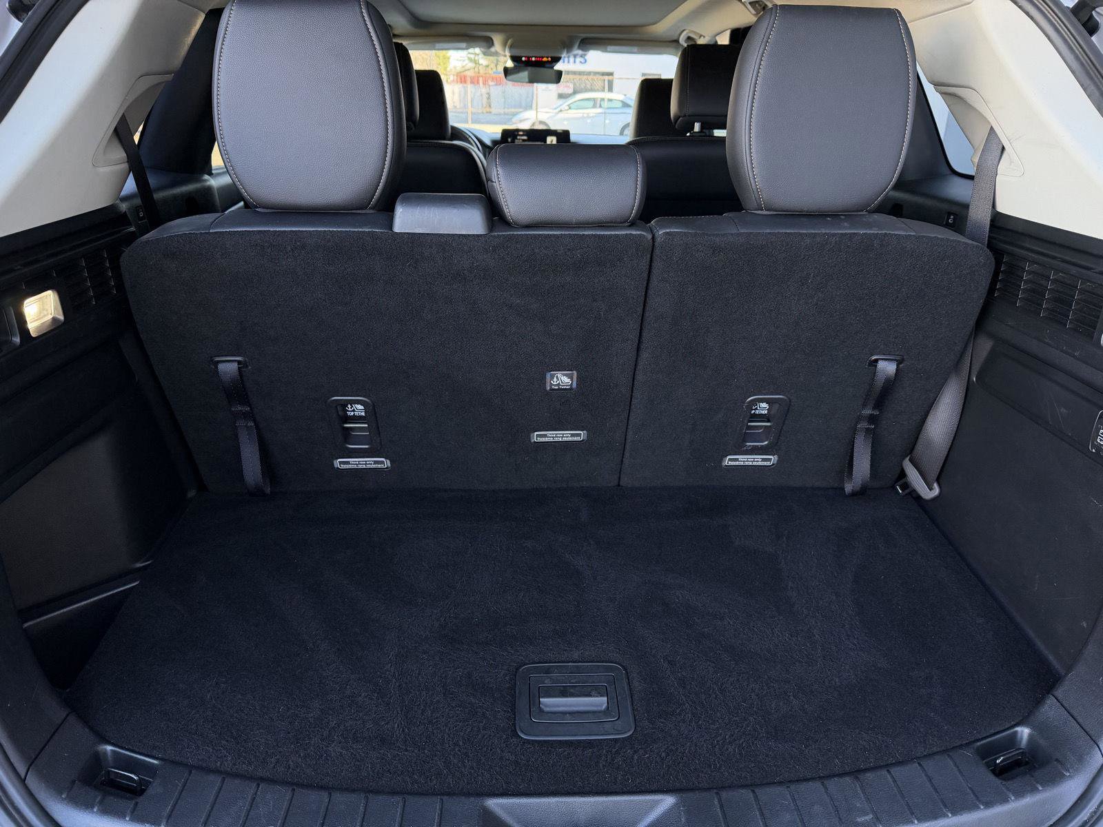 Used 2024 MAZDA CX-90 3.3 Turbo w/ Premium Package image 32