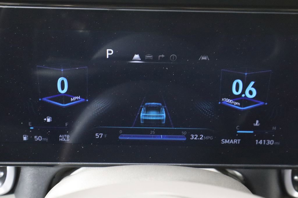 Used 2025 Hyundai Elantra SEL FWD image 11