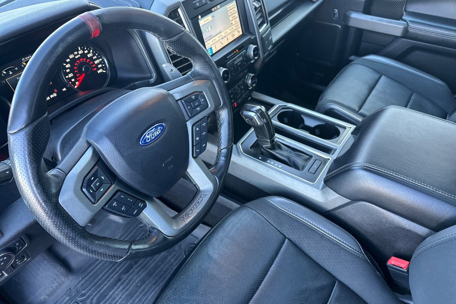 Used 2019 Ford F150 Raptor w/ Equipment Group 802A Luxury image 11