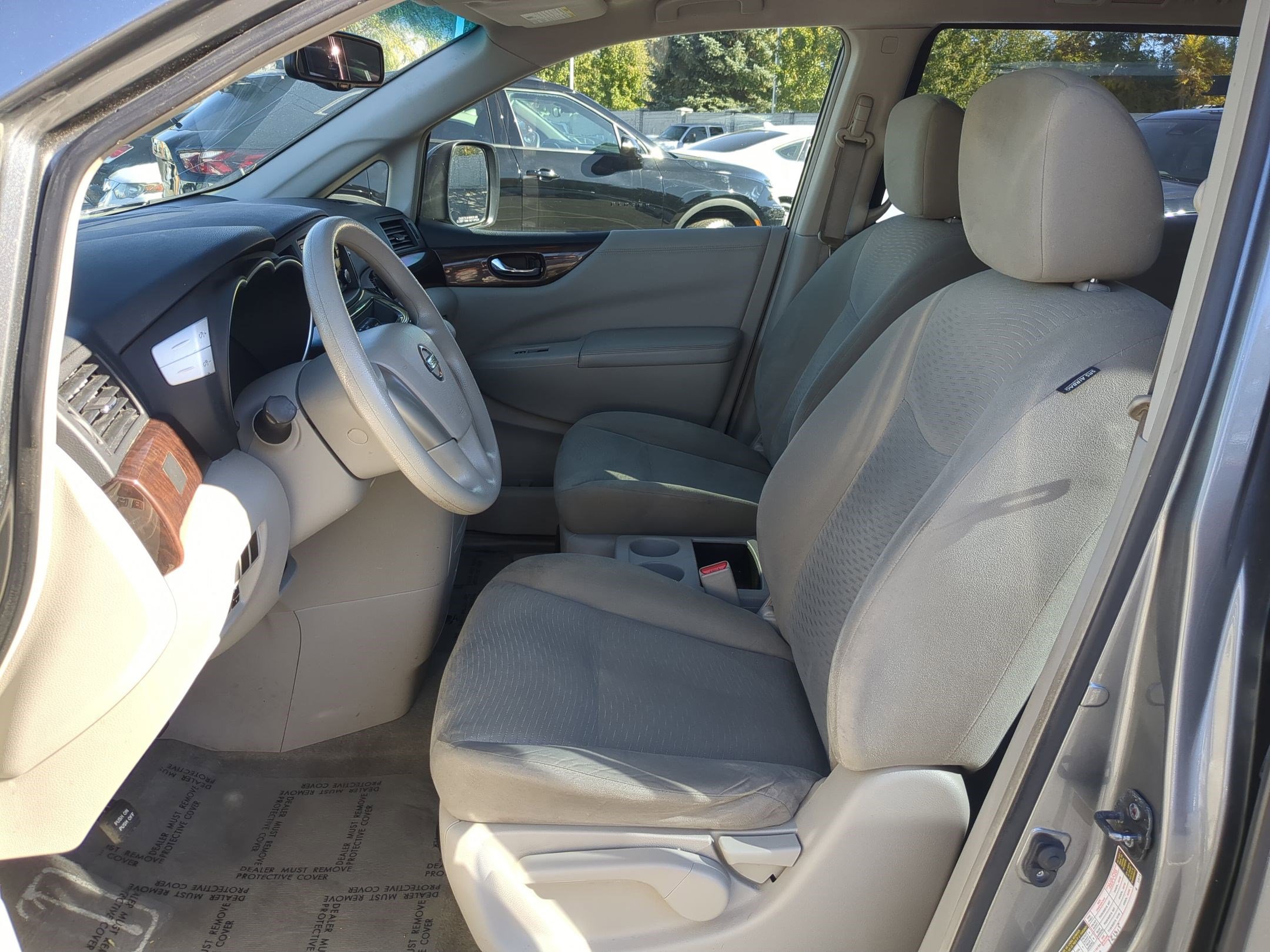 Used 2015 Nissan Quest S image 26