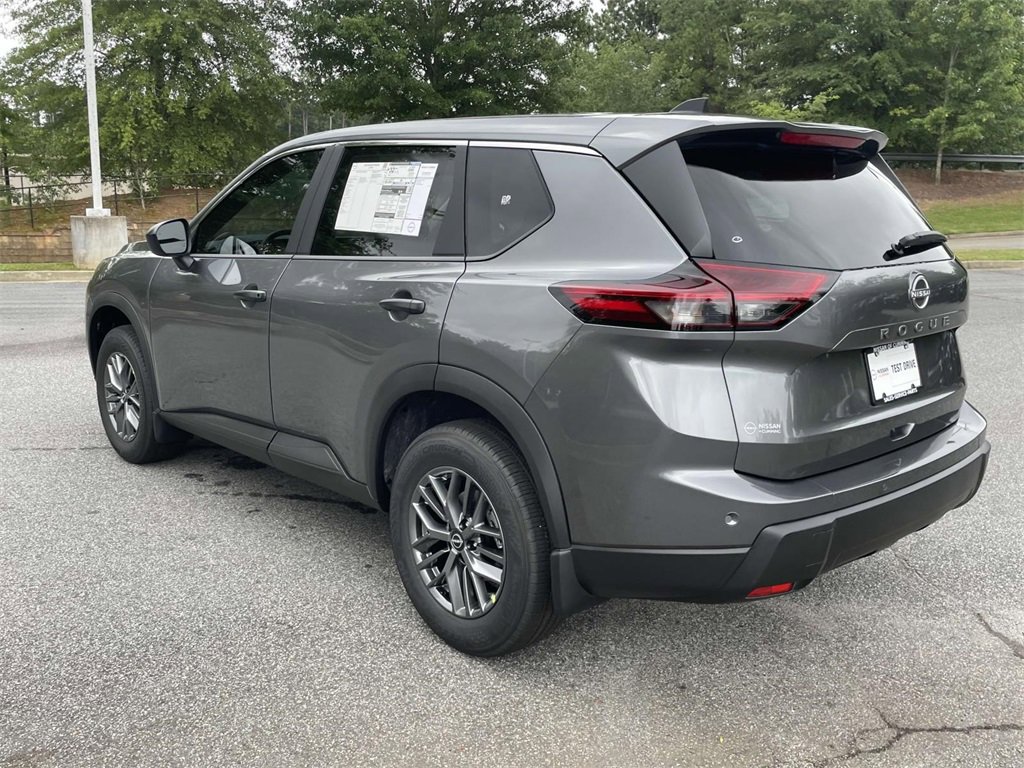 New 2026 Nissan Rogue S image 3
