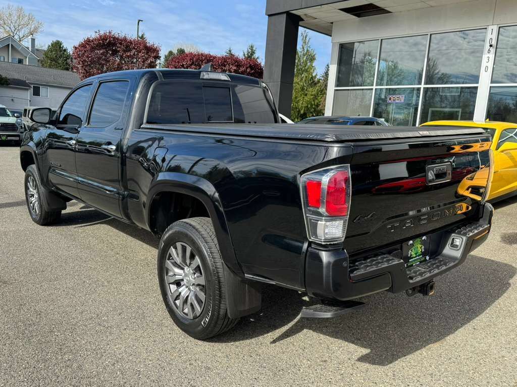 Used 2021 Toyota Tacoma Limited w/ Blackout Package (TMS) AWD/4WD image 5